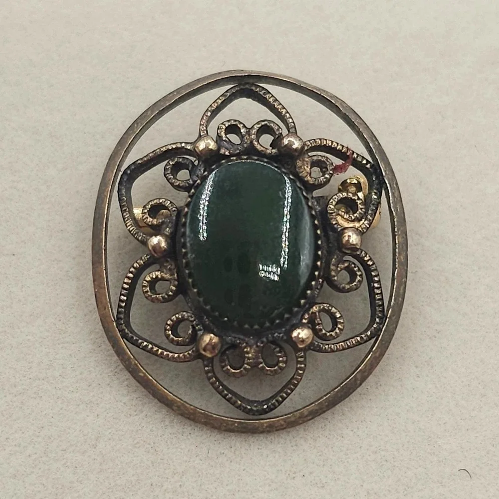 Vintage Filigree Brooch Wells Sterling Green Cabochon Pin